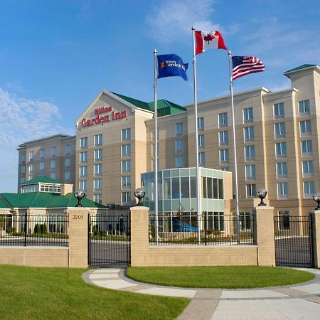 Hilton Garden Inn Toronto/Вон Екстер'єр фото