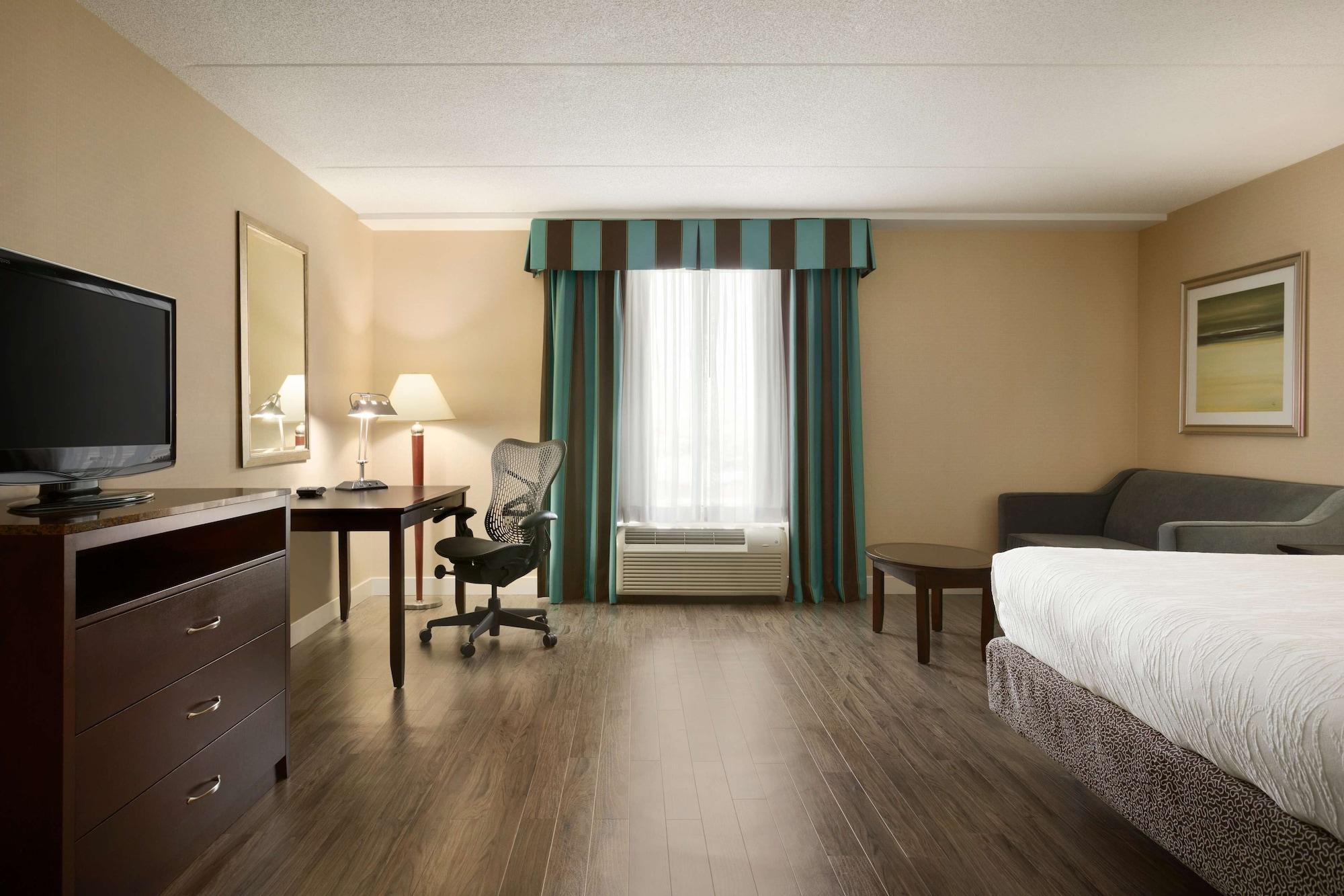 Hilton Garden Inn Toronto/Вон Екстер'єр фото